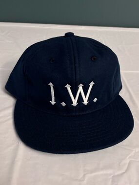 Ebbetts Field Flannels Navy Retro Style Fitted size 7.5